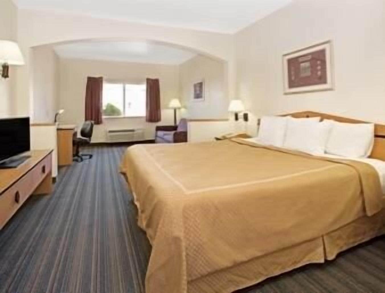 Days Inn & Suites By Wyndham Castle Rock Eksteriør bilde