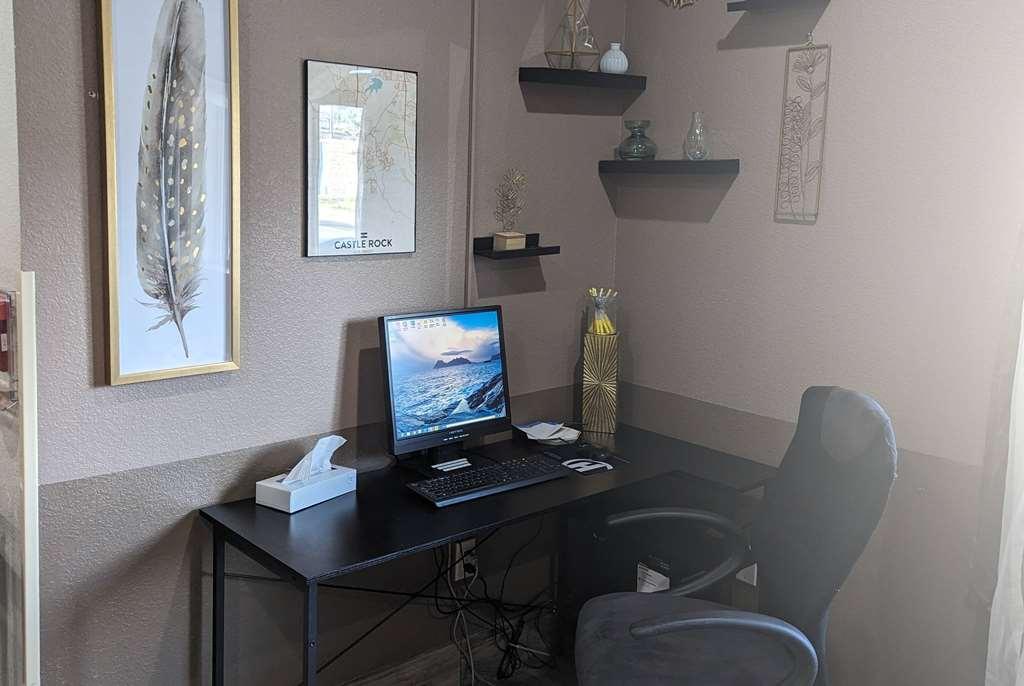Days Inn & Suites By Wyndham Castle Rock Fasiliteter bilde