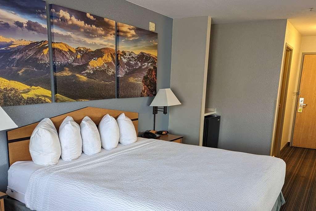 Days Inn & Suites By Wyndham Castle Rock Rom bilde