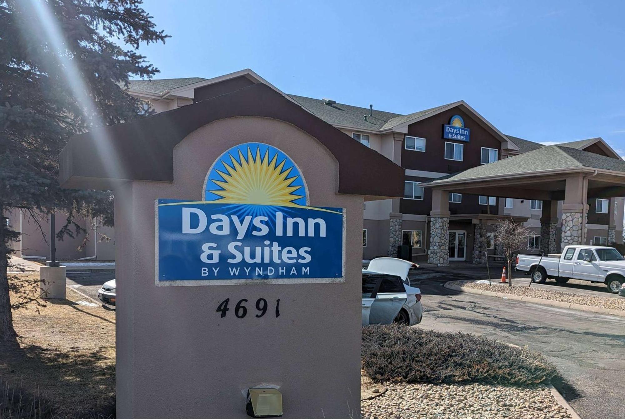 Days Inn & Suites By Wyndham Castle Rock Eksteriør bilde