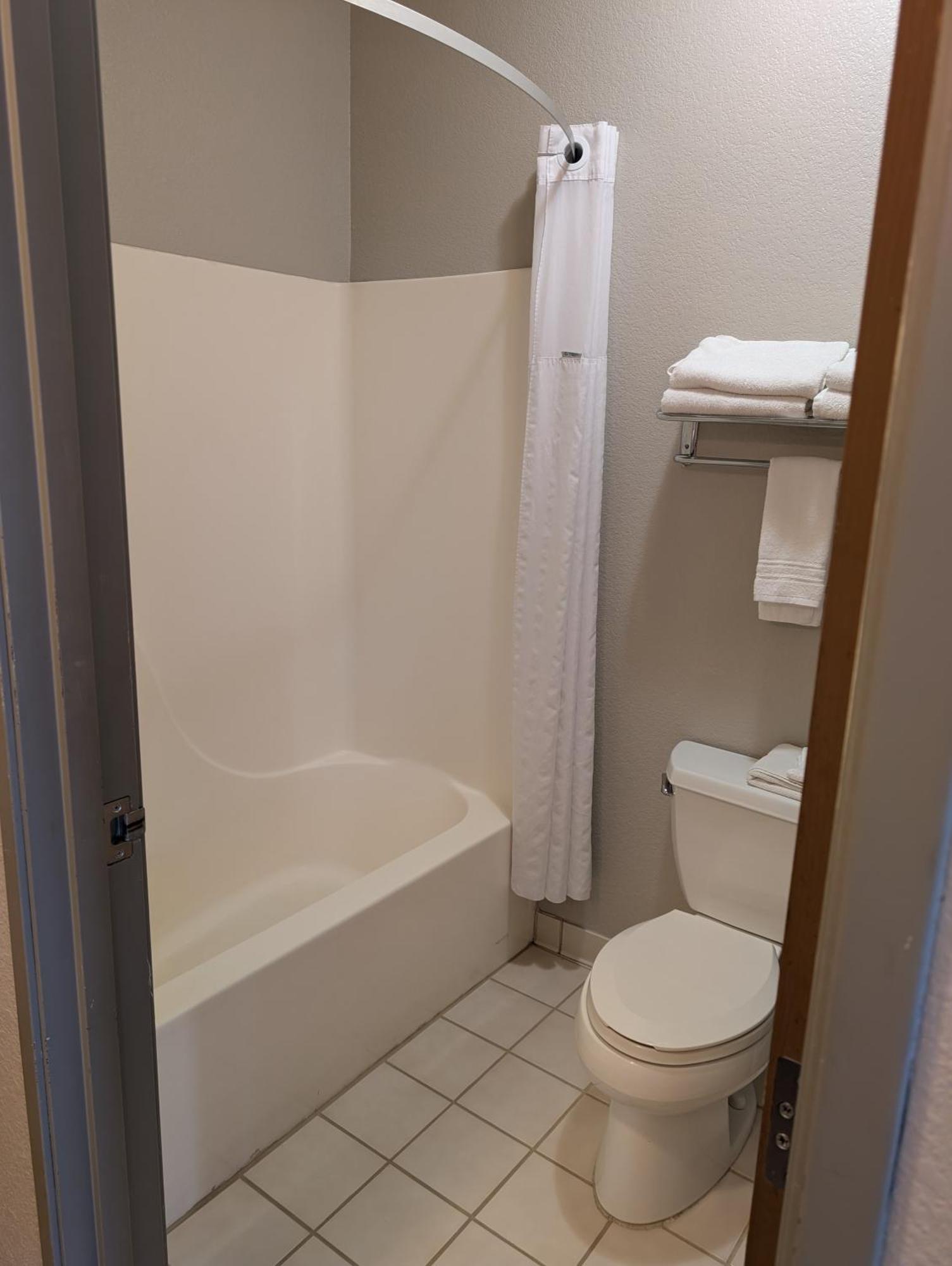 Days Inn & Suites By Wyndham Castle Rock Eksteriør bilde