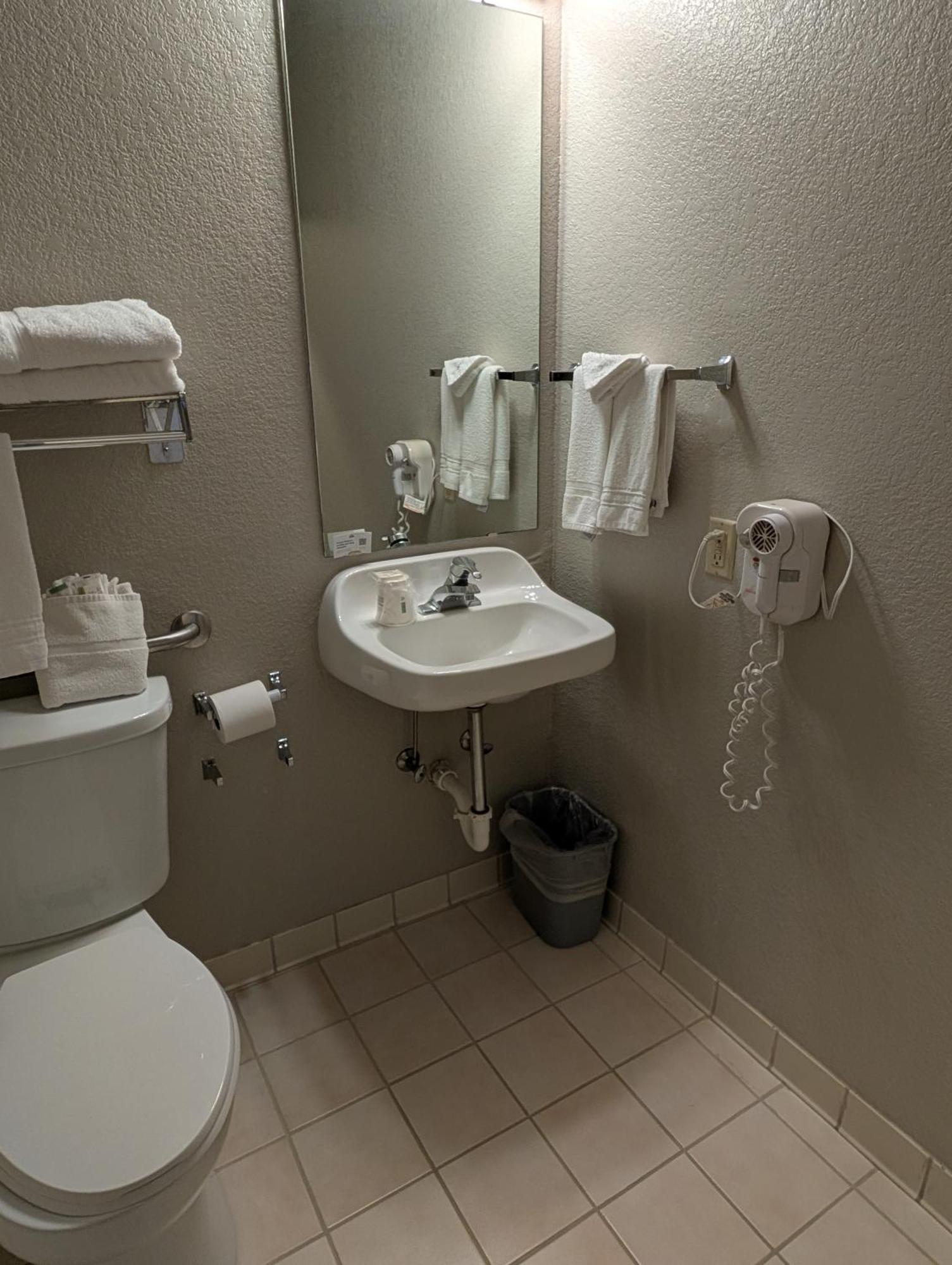 Days Inn & Suites By Wyndham Castle Rock Eksteriør bilde