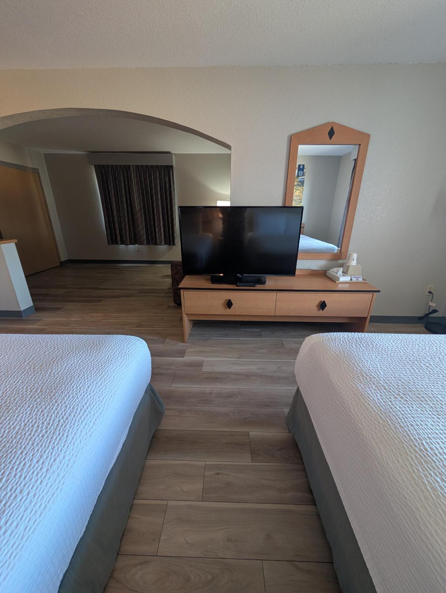 Days Inn & Suites By Wyndham Castle Rock Eksteriør bilde