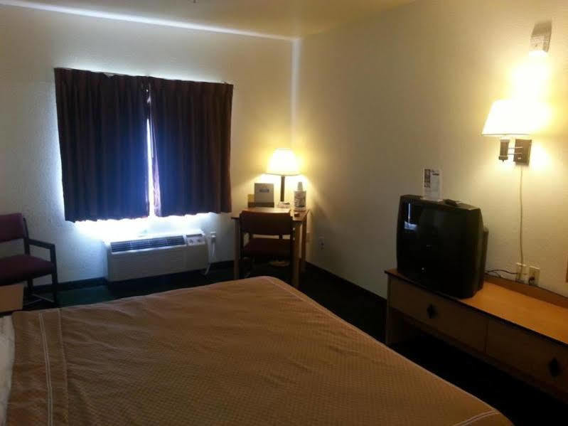 Days Inn & Suites By Wyndham Castle Rock Eksteriør bilde